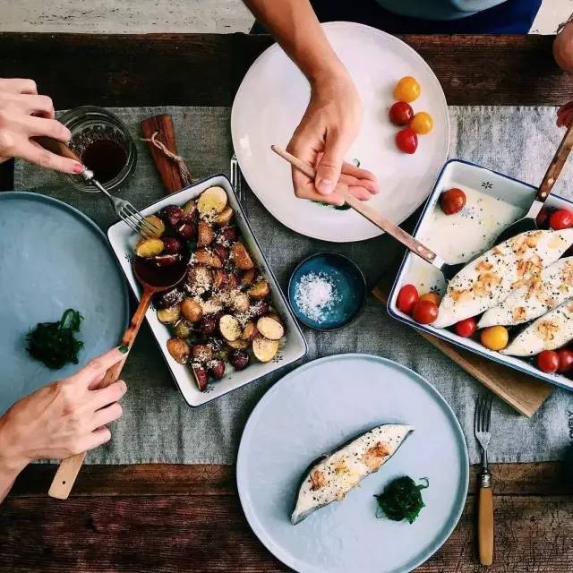 晒旅游美食的说说:轻松拍出诱人美食照,分享旅行中的美味瞬间 晒旅游美食的说说:轻松拍出诱人美食照,分享旅行中的美味瞬间