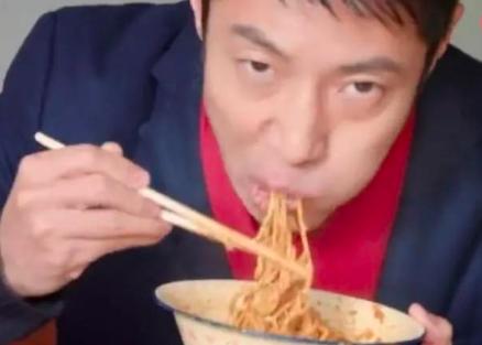 武汉必吃十大美食:从热干面到鸭脖,带你轻松尝遍地道美味 武汉必吃十大美食:从热干面到鸭脖,带你轻松尝遍地道美味